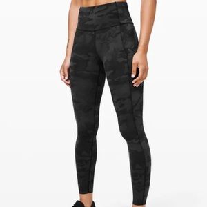 Lululemon Black Camo Fast and Free Leggings 25”
